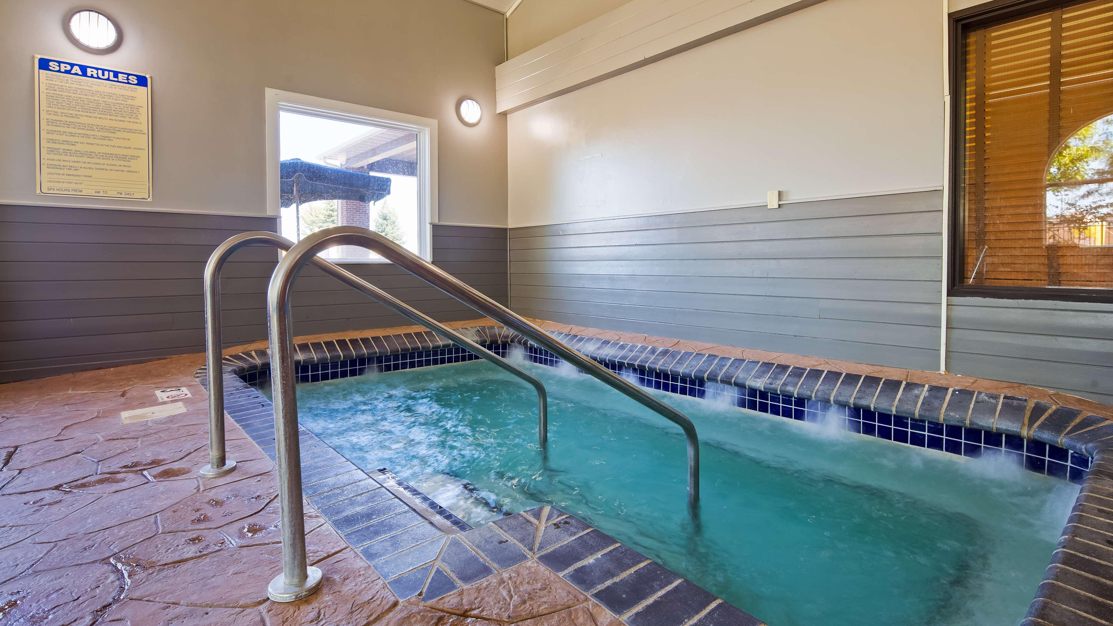 Best Western Alexandria Inn Exterior foto